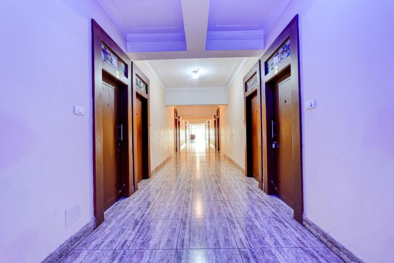 Oyo Flagship Hotel Kvc Holiday Inn Mysore Ngoại thất bức ảnh